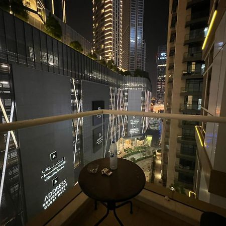A Pousada Downtown Holiday'S - 1 Min To Dubai Mall & Burj Khalifa Exterior foto